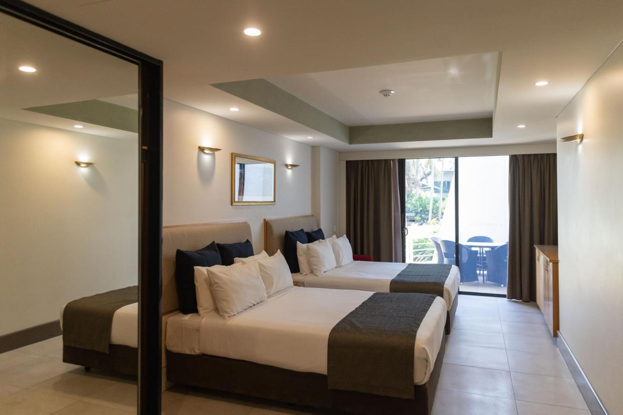 Mindil Beach Casino Resort Darwin Exterior foto A room at the hotel